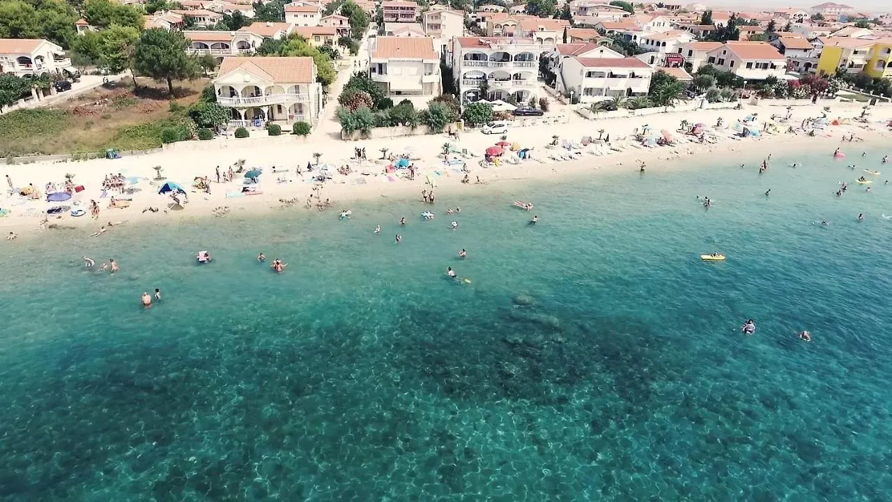Apartmanhotel Villa Dobra Family Apartments Vir