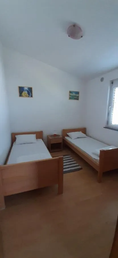 Villa Dobra Family Apartments Vir Apartmanhotel