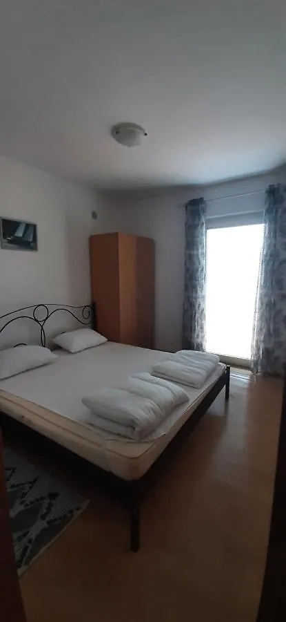 Lejlighedshotel Villa Dobra Family Apartments Vir Kroatien